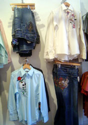 Dress Stores Miami on Vibe Clothing In Miami  Fl   Find Shop Info On Miami Beach 411 Com